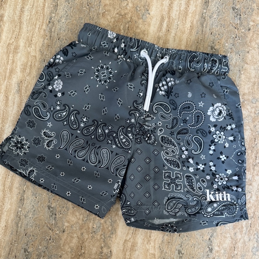 Kith Kids Bandana-Print Swim Trunk
